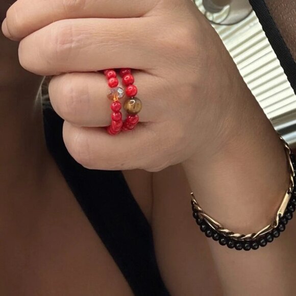 Coral and tiger's eye beaded bohemian colorful ring - Picture 2 of 5